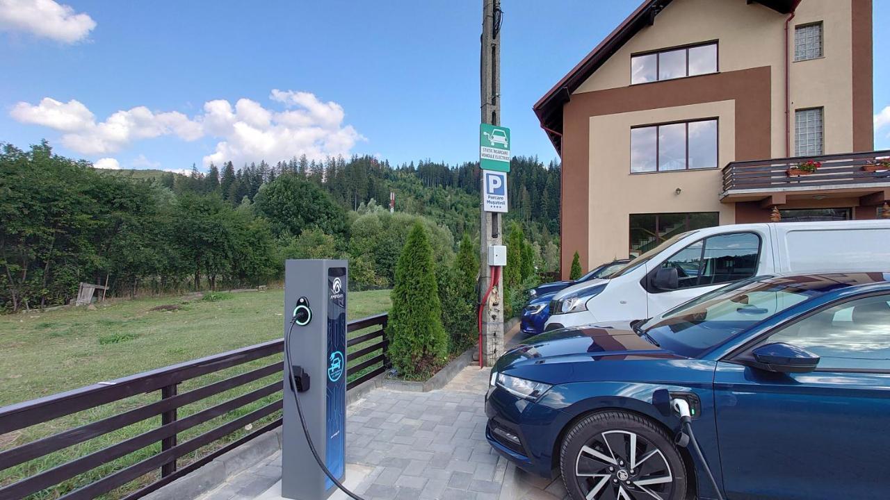 Pensiunea Musatinii Putna  Exteriér fotografie